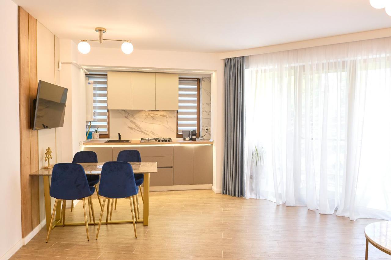 Eee Apart Boutique Constanta Bagian luar foto