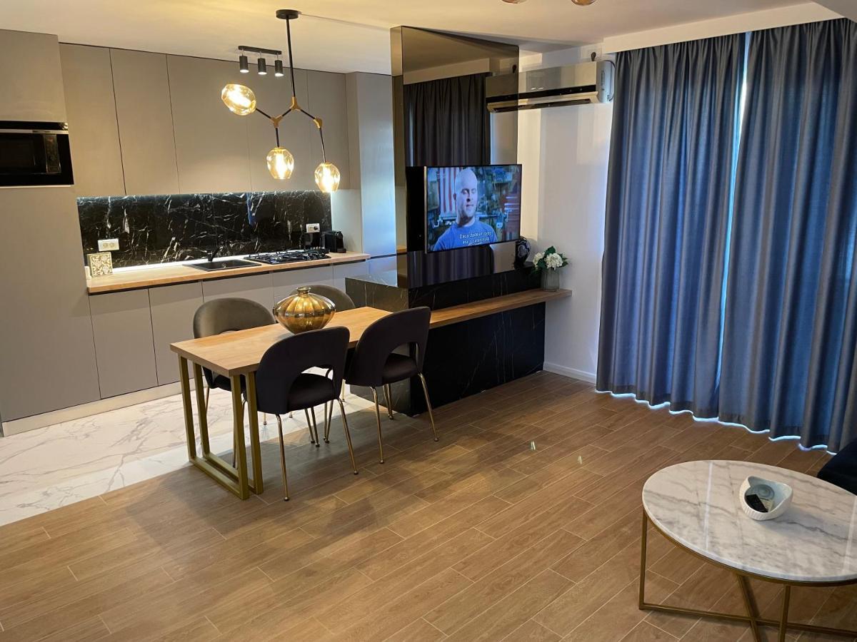Eee Apart Boutique Constanta Bagian luar foto