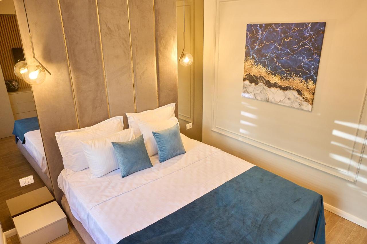 Eee Apart Boutique Constanta Bagian luar foto