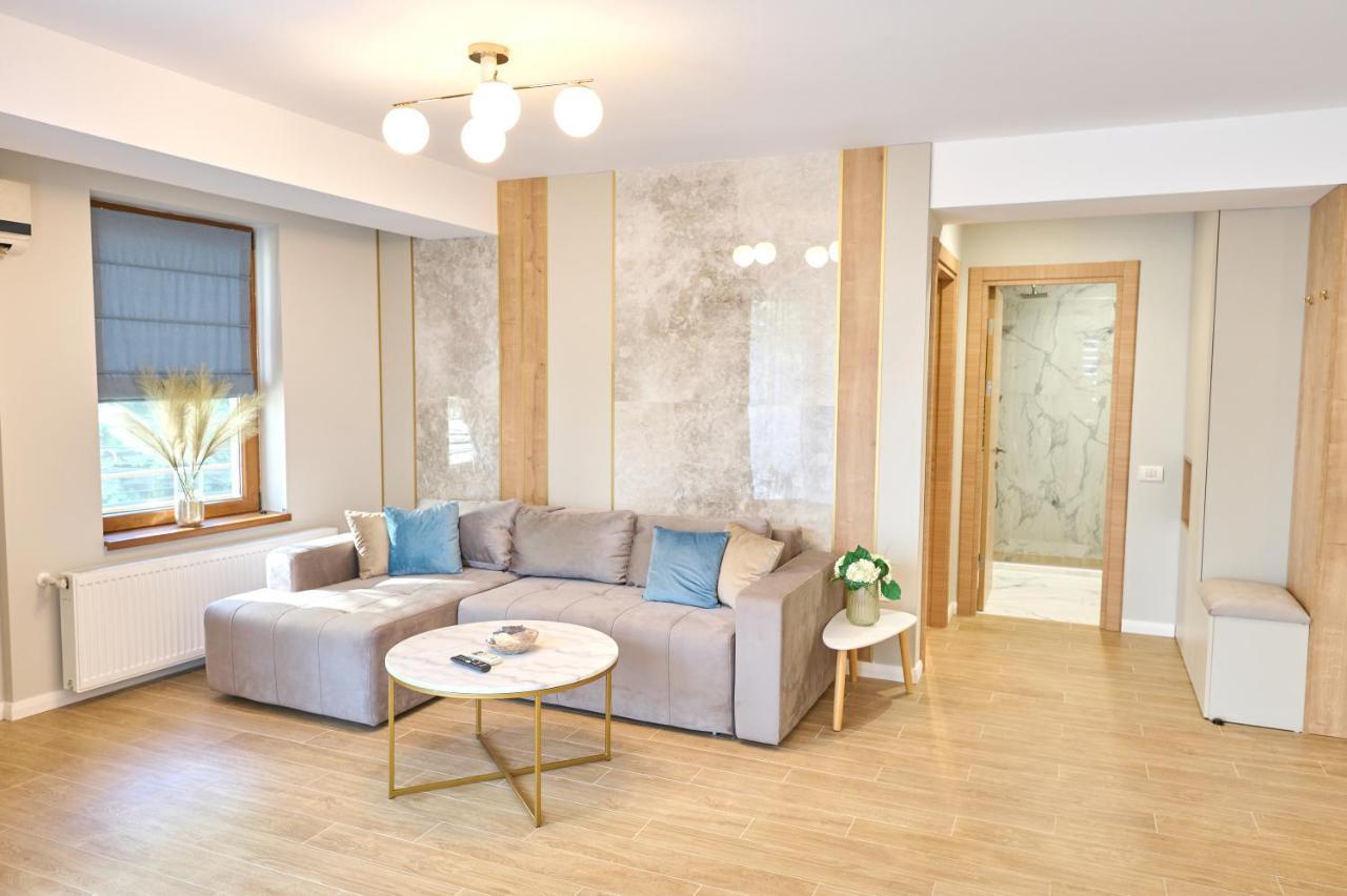 Eee Apart Boutique Constanta Bagian luar foto