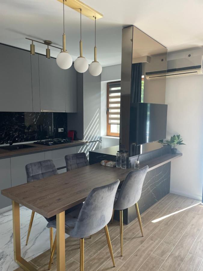Eee Apart Boutique Constanta Bagian luar foto
